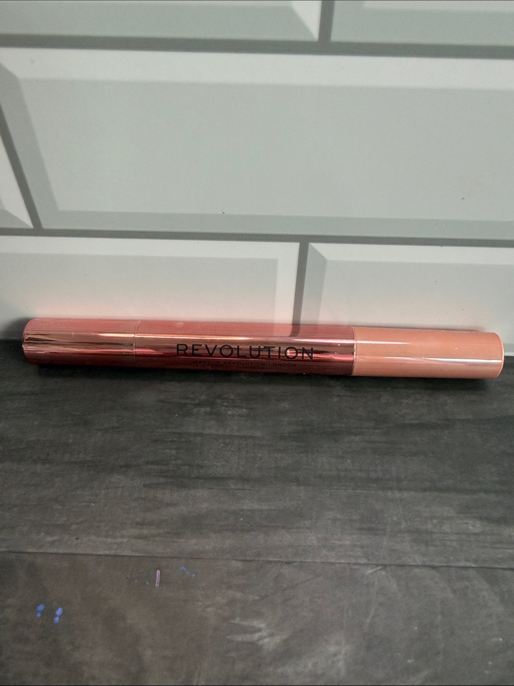 Revolution Dual-Ended Lipstick in Rose and Nude